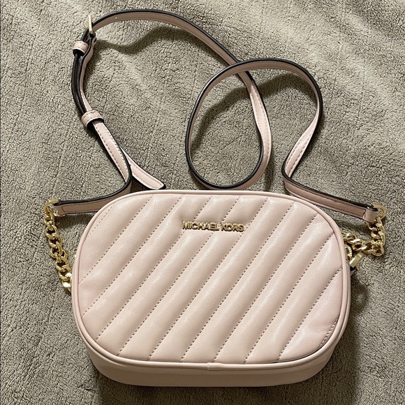 Michael Kors Women Plush Pink Faux Leather Crossbody Bag Feminine Contemporary - Picture 4 of 8